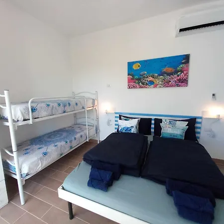 Faro Vicino Al Mare Bludipietraligure Apartman
